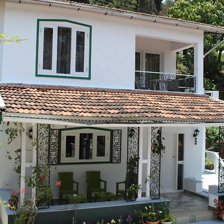 Fairytale Cottage Кунур Экстерьер фото