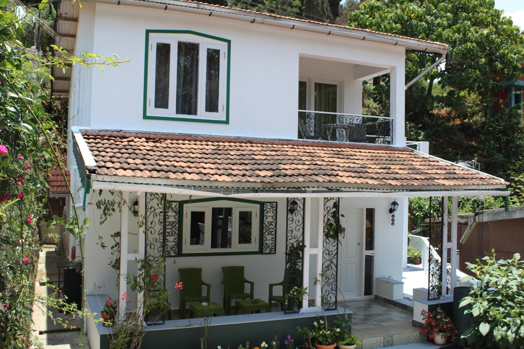 Fairytale Cottage Кунур Экстерьер фото